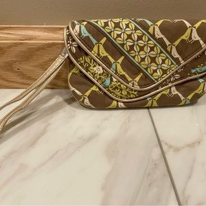 Vera Bradley Sittin in a Tree Wristlet NWOT